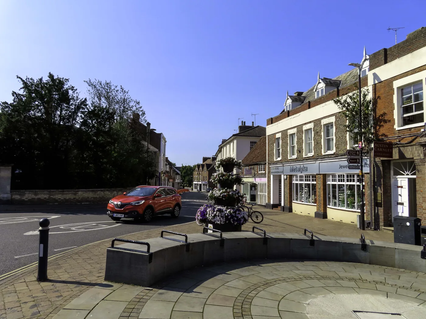 Shops on Bridge Street, at the foot of Leighton Buzzard's High Street